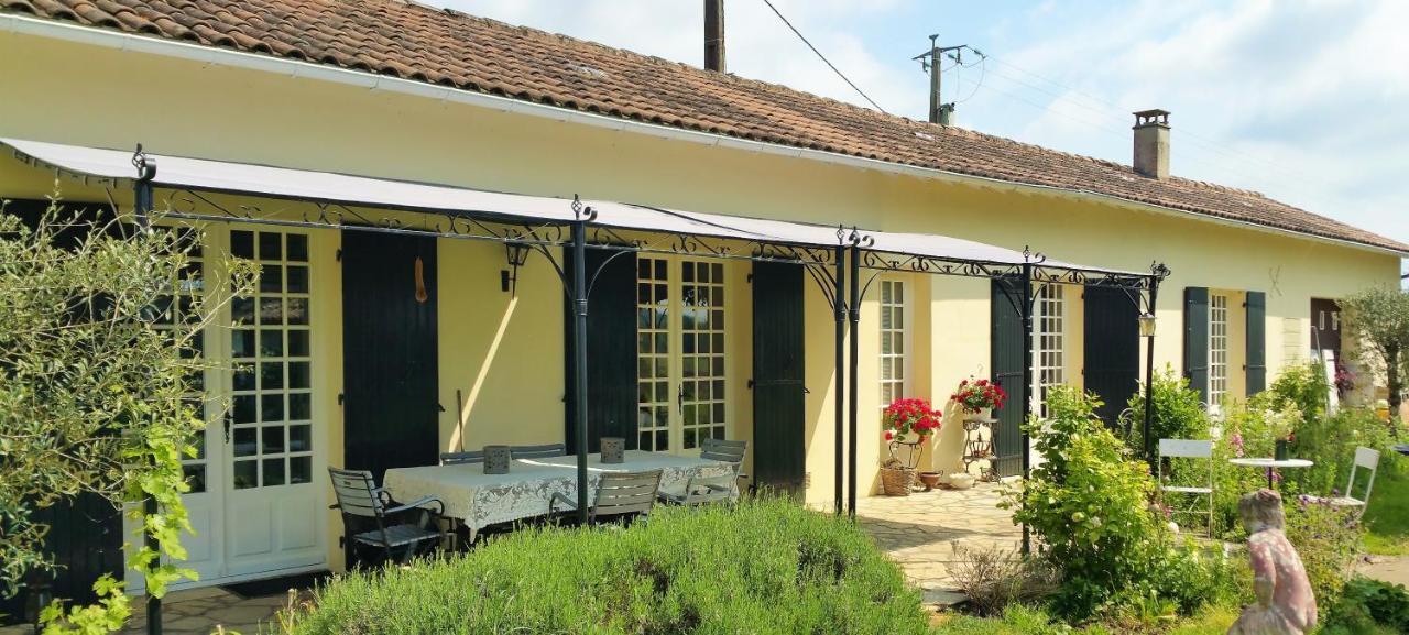 B&B Le Savoir Vivre Bonnes  Eksteriør billede